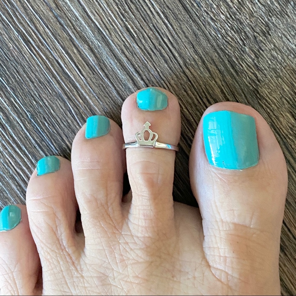 Sterling Silver Tiny Crown Toe Ring, Silver Ring - image 8